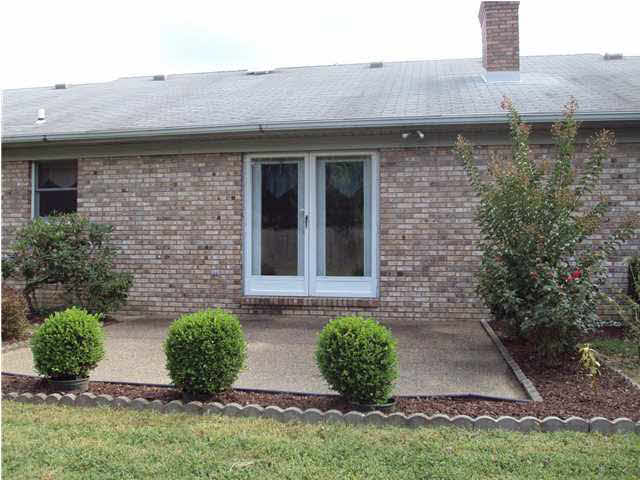 8212 Lake Terrace Dr, Evansville, IN 47715 photo 4