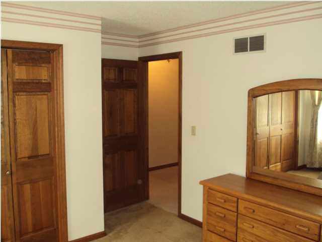 8212 Lake Terrace Dr, Evansville, IN 47715 photo 23