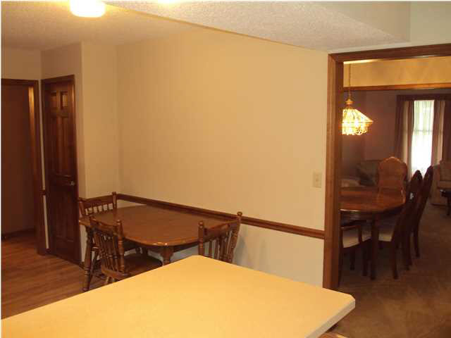 8212 Lake Terrace Dr, Evansville, IN 47715 photo 14