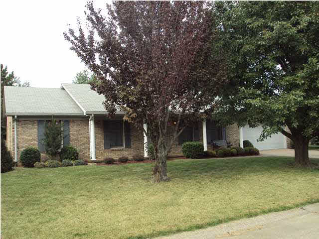 8212 Lake Terrace Dr, Evansville, IN 47715 photo 1