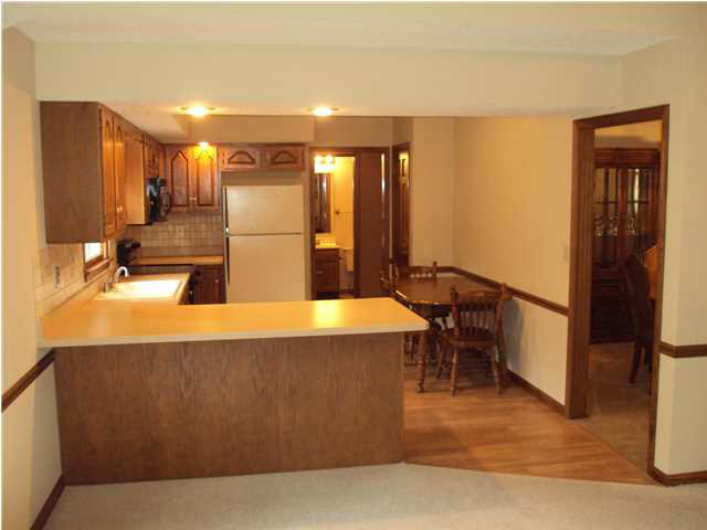 8212 Lake Terrace Dr, Evansville, IN 47715 photo 11