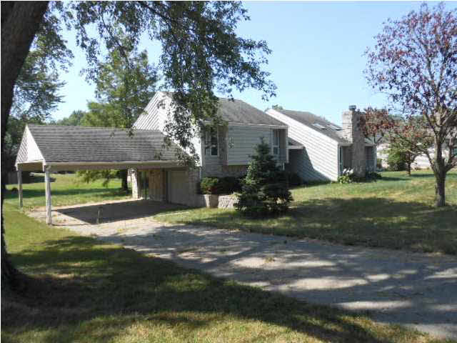 1749 E Heather Ln, Vincennes, IN 47591 photo 1