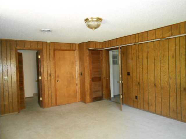 1749 E Heather Ln, Vincennes, IN 47591 photo 11