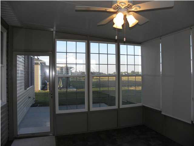 600 S Ninth Ave, Haubstadt, IN 47639 photo 12