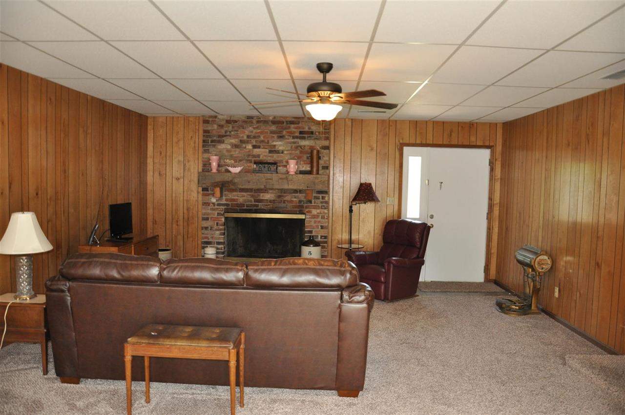 318 N Park Dr, Evansville, IN 47710 photo 14
