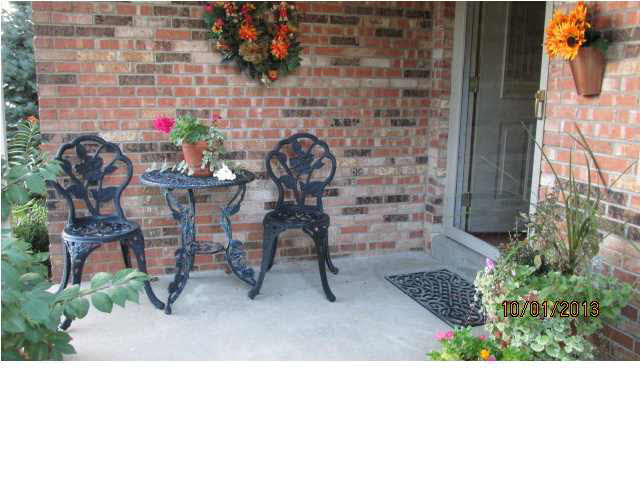 421 Lawrence Dr, Mount Vernon, IN 47620 photo 23
