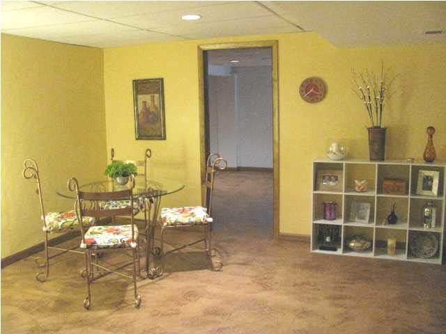 421 Lawrence Dr, Mount Vernon, IN 47620 photo 14