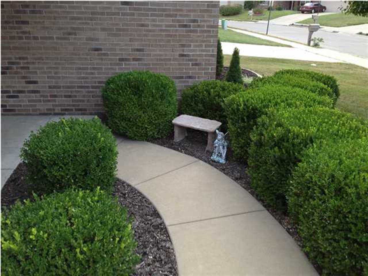 3209 Yale Dr, Evansville, IN 47711 photo 2