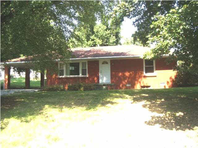 1366 Homestead Dr, Boonville, IN 47601 photo 1