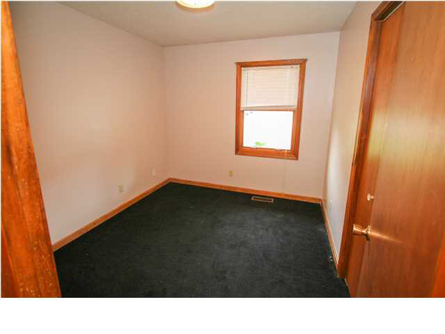 5111 Virginia Dr, Newburgh, IN 47630 photo 10