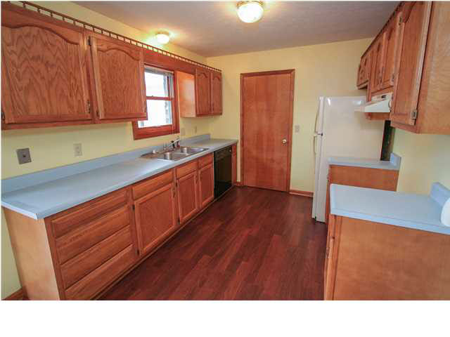 5111 Virginia Dr, Newburgh, IN 47630 photo 4