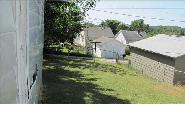 3208 Igleheart Ave, Evansville, IN 47712 photo 8