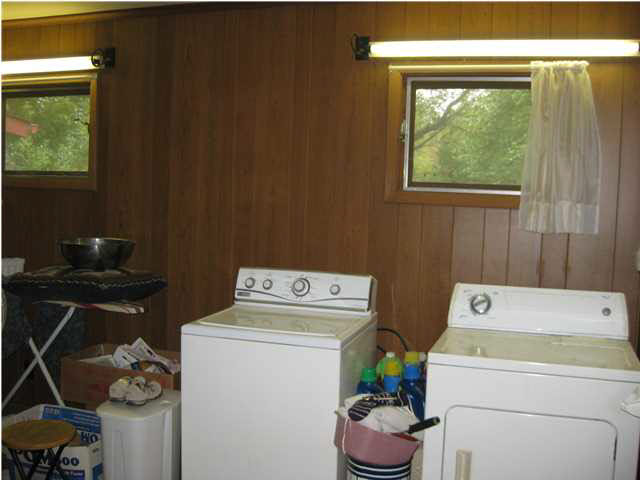 898 N Red Bank Rd, Evansville, IN 47712 photo 4