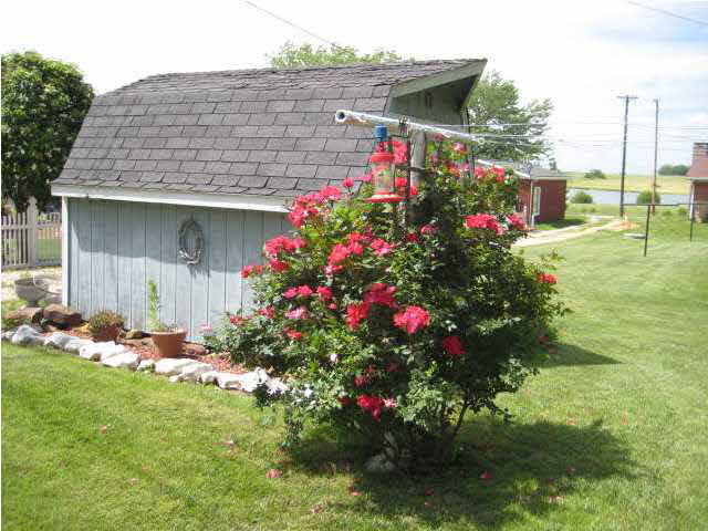 1303 NE 6th St, Washington, IN 47501 photo 7