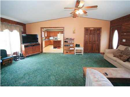 11023 Oak St, Cynthiana, IN 47612 photo 2