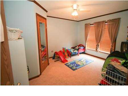 11023 Oak St, Cynthiana, IN 47612 photo 9