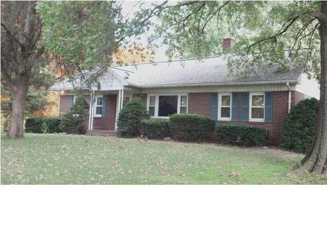 216 E Crestwood Dr, Washington, IN 47501 photo 1