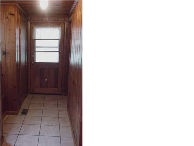 216 E Crestwood Dr, Washington, IN 47501 photo 4