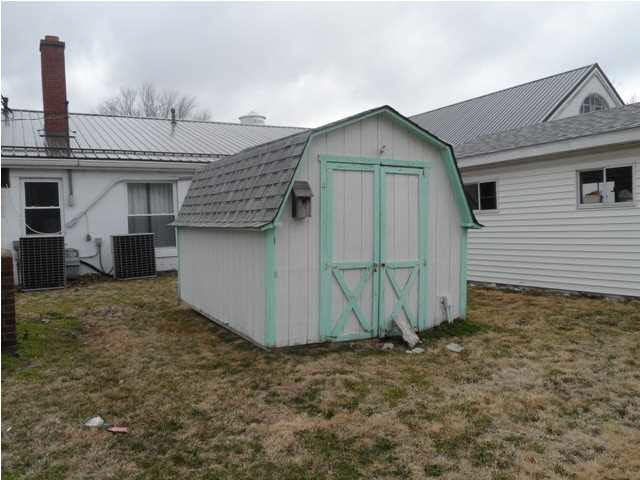206 S Griffith St, Elnora, IN 47529 photo 3
