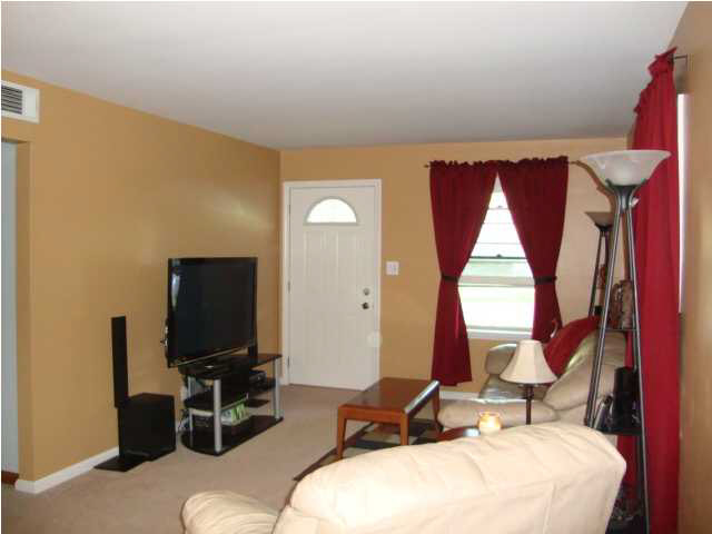 2804 Taylor Ave, Evansville, IN 47714 photo 2