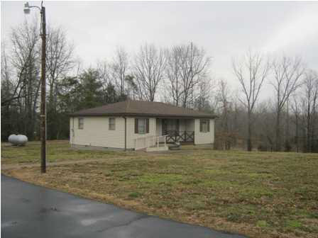 2438 W County Road 200 S, Petersburg, IN 47567 photo 4