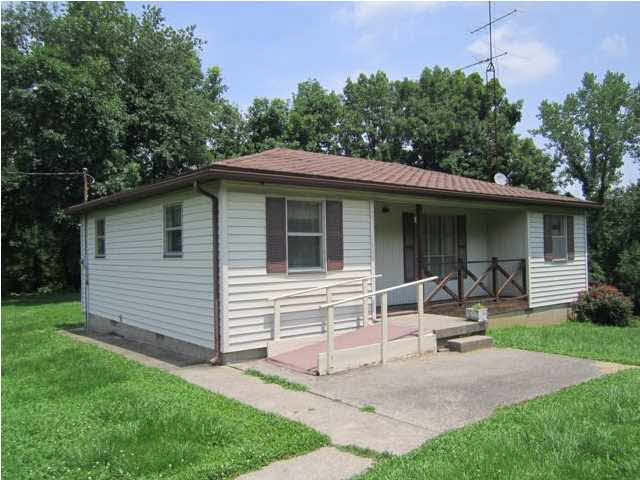 2438 W County Road 200 S, Petersburg, IN 47567 photo 2