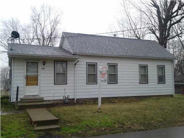 905 Maxwell Ave, Washington, IN 47501 photo 6