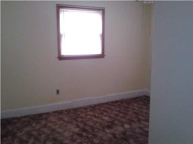 905 Maxwell Ave, Washington, IN 47501 photo 10