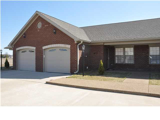 3045 Gardenia Dr, Evansville, IN 47715 photo 1