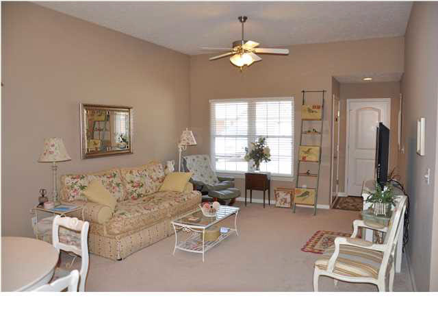 3045 Gardenia Dr, Evansville, IN 47715 photo 3