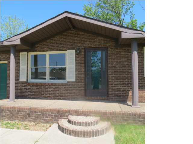 1004 Parkview Dr, Boonville, IN 47601 photo 2