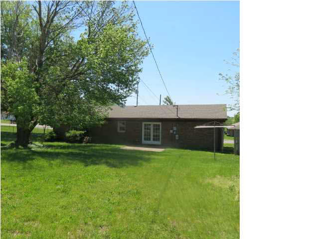 1004 Parkview Dr, Boonville, IN 47601 photo 5