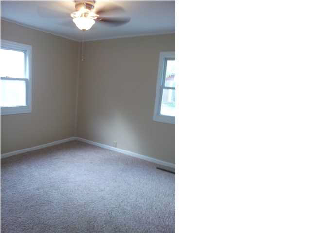 401 Colonial Ave, Evansville, IN 47710 photo 8