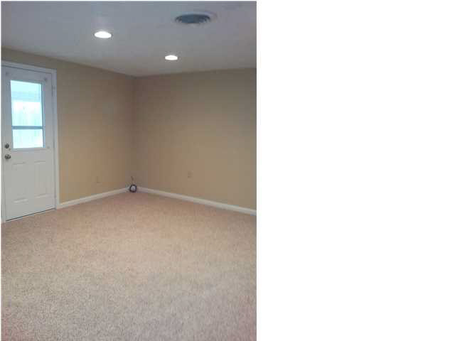 401 Colonial Ave, Evansville, IN 47710 photo 2