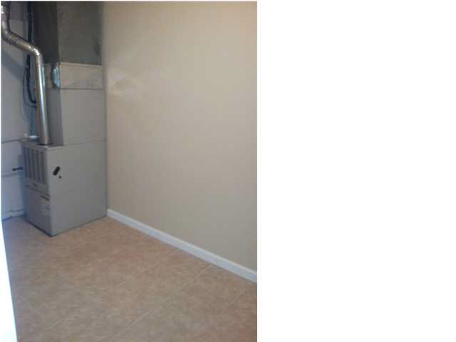 401 Colonial Ave, Evansville, IN 47710 photo 4
