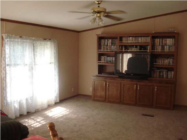 2633 Pelzer Rd, Boonville, IN 47601 photo 9