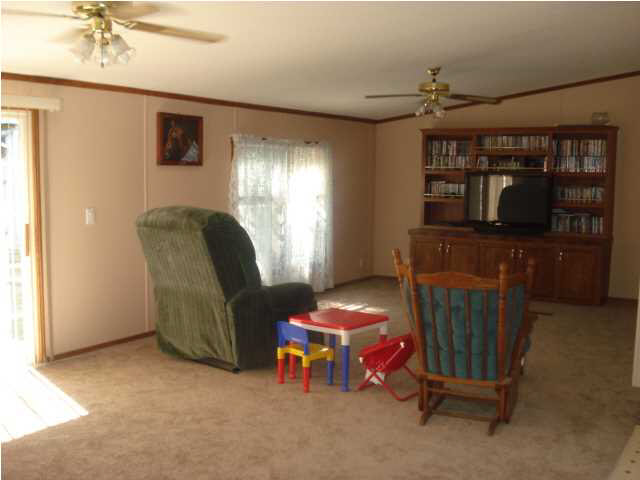 2633 Pelzer Rd, Boonville, IN 47601 photo 7