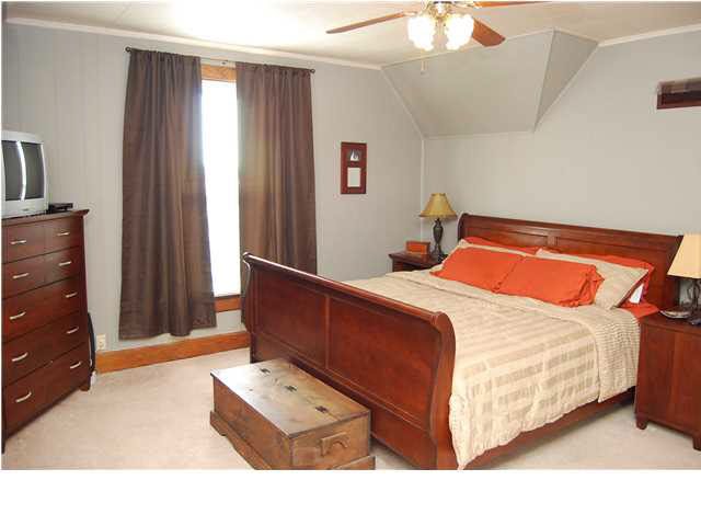 1317 Main St, Jasper, IN 47546 photo 9