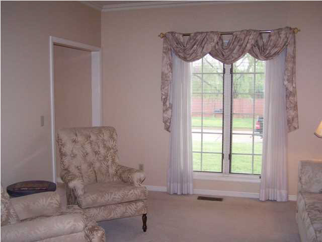 8408 Clarendon Dr, Evansville, IN 47725 photo 16