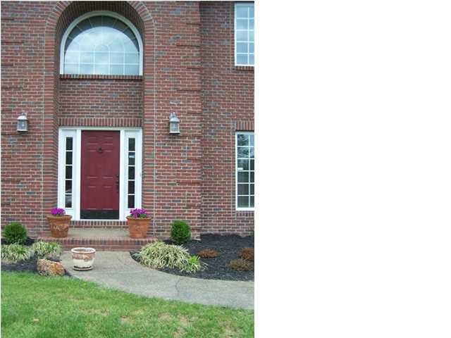 8408 Clarendon Dr, Evansville, IN 47725 photo 3