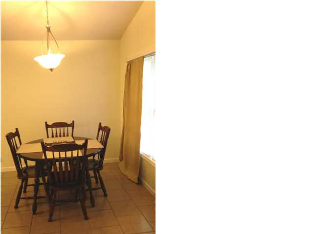 700 SW 3rd St, Washington, IN 47501 photo 6