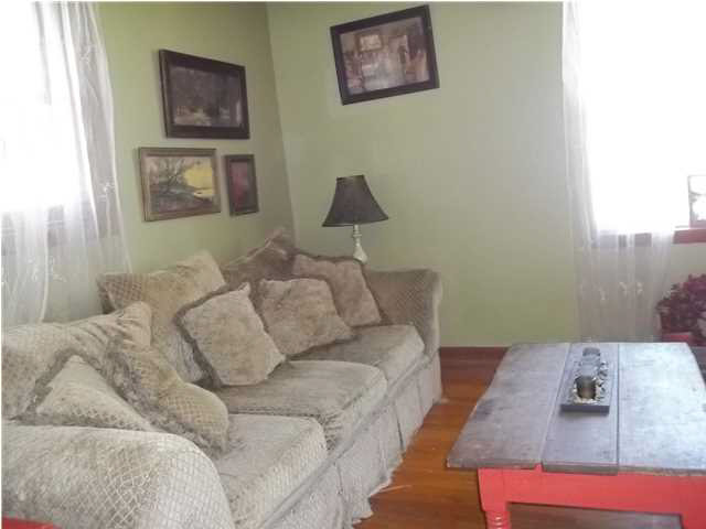 415 E George St, Washington, IN 47501 photo 3