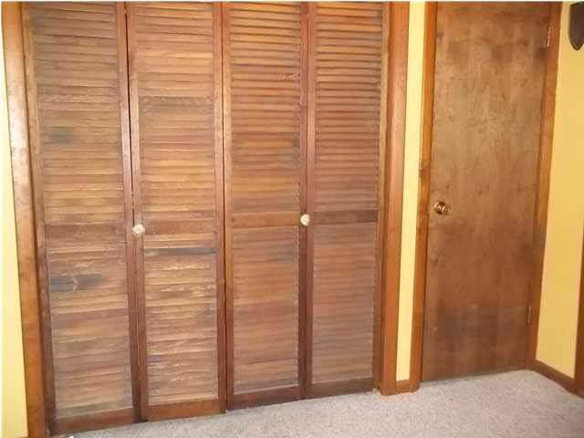 415 E George St, Washington, IN 47501 photo 11