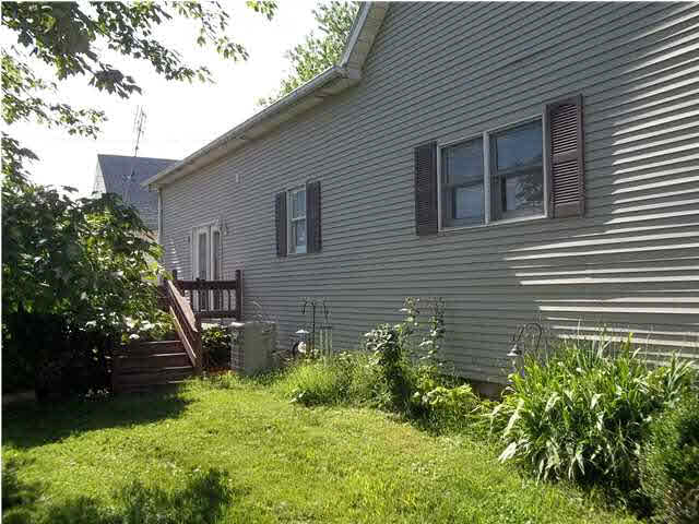 415 E George St, Washington, IN 47501 photo 29