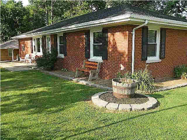 501 N First St, Chandler, IN 47610 photo 22