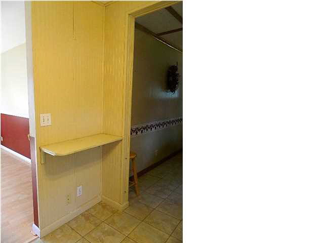 501 N First St, Chandler, IN 47610 photo 20