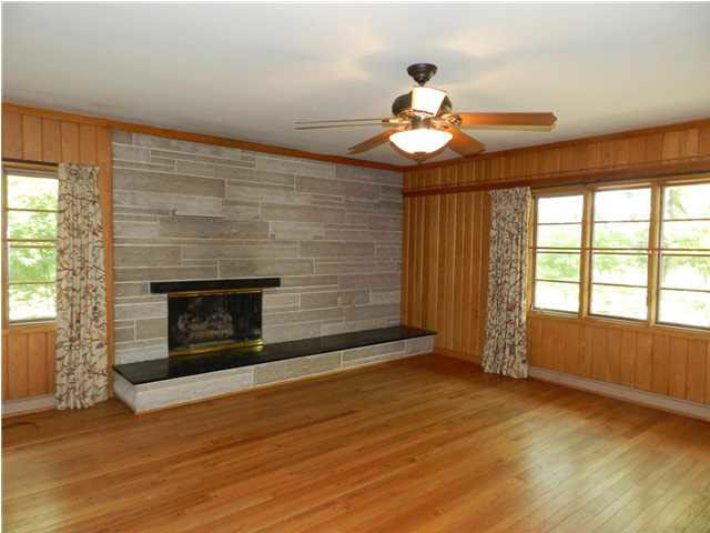 600 S Cumberland St, Fort Branch, IN 47648 photo 8
