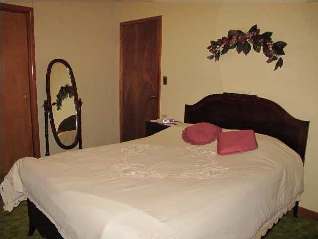 2406 Sunset Dr, Jasper, IN 47546 photo 5