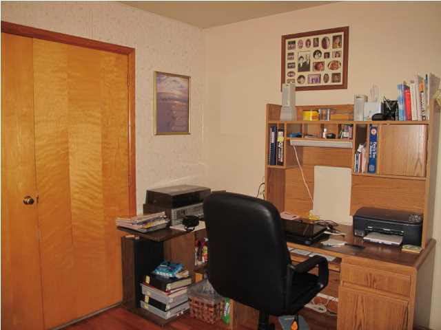 2406 Sunset Dr, Jasper, IN 47546 photo 8
