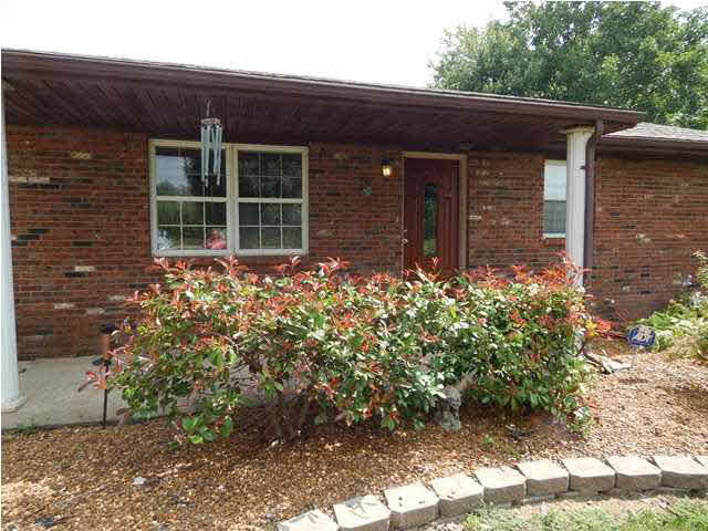 8401 Peterson Rd, Wadesville, IN 47638 photo 3